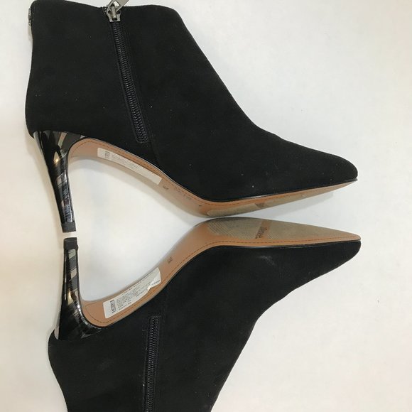 J.Renee’ Taper Toe Ankle Side Zip Bootie - Picture 9 of 11
